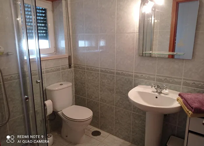 Chez Sylvie Et Alain Alojamento de Acomodação e Pequeno-almoço 3*